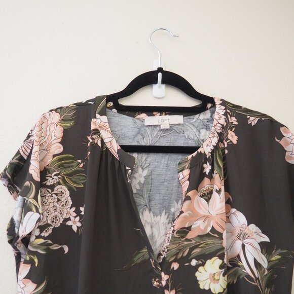 LOFT Floral Split Neck Blouse sz S - Picture 2 of 4
